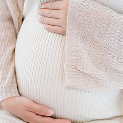 软件本身或许🇮🇨能轻松移😇🚱植到不同💛设备，但像 i🇲🇨🍊Phone 17🦠